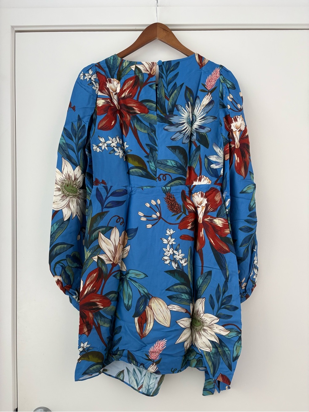 NWOT Farm Rio Blue Surreal Flowers Wrap Mini Dress M - Picture 4 of 16